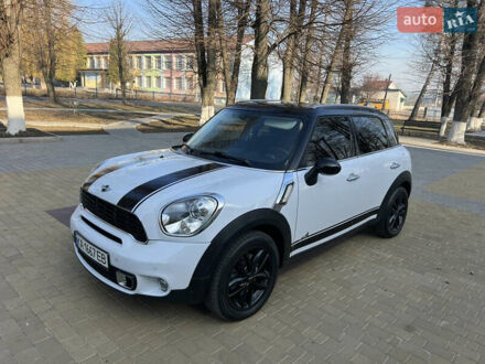 Мини Кантримен 2012 в Киеве на Automoto.ua Белый Мини Кантримен, объемом двигателя 1.6 л и пробегом 188 тыс. км за 8999 $, фото 1 на Automoto.ua
