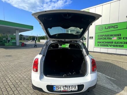 Білий Міні Кантрімен, об'ємом двигуна 1.6 л та пробігом 155 тис. км за 10200 $, фото 1 на Automoto.ua