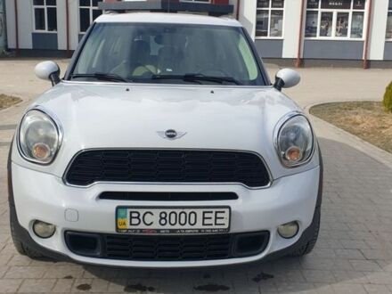 Білий Міні Кантрімен, об'ємом двигуна 1.6 л та пробігом 153 тис. км за 9700 $, фото 1 на Automoto.ua