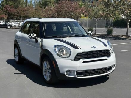 Білий Міні Кантрімен, об'ємом двигуна 1.6 л та пробігом 81 тис. км за 6500 $, фото 1 на Automoto.ua