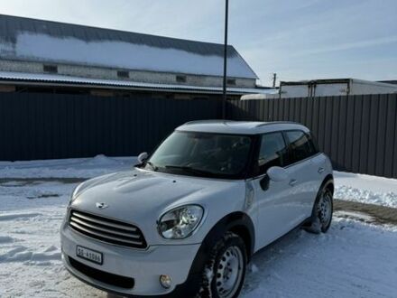 Білий Міні Кантрімен, об'ємом двигуна 1.6 л та пробігом 139 тис. км за 9200 $, фото 1 на Automoto.ua