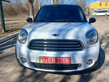 Белый Мини Кантримен, объемом двигателя 2 л и пробегом 181 тыс. км за 11400 $, фото 1 на Automoto.ua