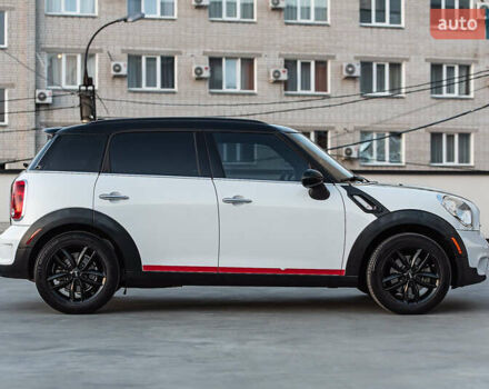 Белый Мини Кантримен, объемом двигателя 1.6 л и пробегом 97 тыс. км за 13600 $, фото 1 на Automoto.ua