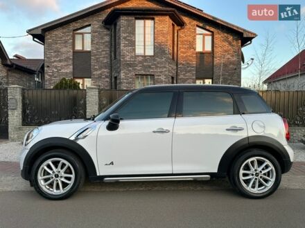 Білий Міні Кантрімен, об'ємом двигуна 2 л та пробігом 117 тис. км за 14800 $, фото 1 на Automoto.ua