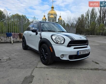 Білий Міні Кантрімен, об'ємом двигуна 1.6 л та пробігом 87 тис. км за 14999 $, фото 1 на Automoto.ua