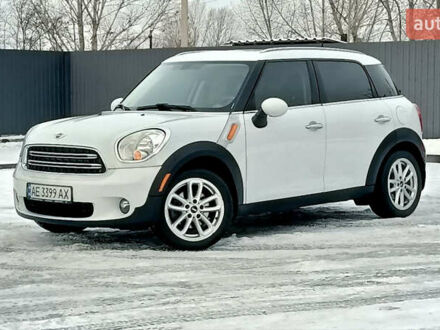 Білий Міні Кантрімен, об'ємом двигуна 1.6 л та пробігом 107 тис. км за 11111 $, фото 1 на Automoto.ua
