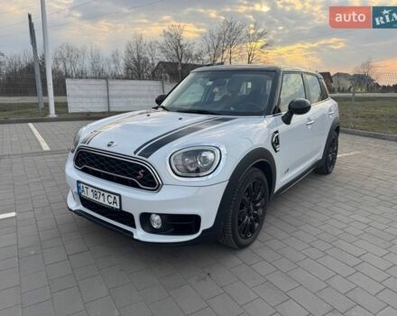 Белый Мини Кантримен, объемом двигателя 2 л и пробегом 73 тыс. км за 21500 $, фото 1 на Automoto.ua
