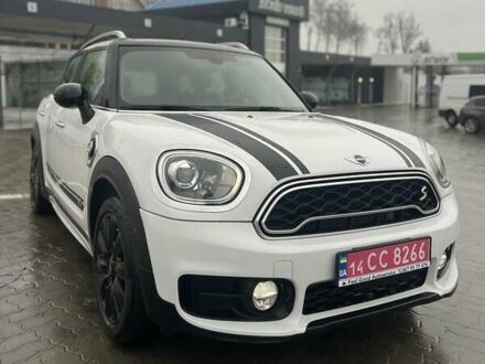 Міні Кантрімен 2017 у Чернівцях на Automoto.ua Білий Міні Кантрімен, об'ємом двигуна 1.5 л та пробігом 151 тис. км за 16999 $, фото 1 на Automoto.ua