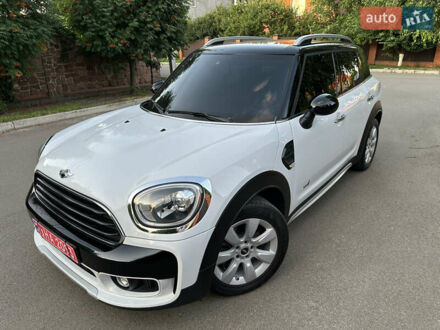Мини Кантримен 2018 в Киеве на Automoto.ua Белый Мини Кантримен, объемом двигателя 2 л и пробегом 102 тыс. км за 25400 $, фото 1 на Automoto.ua