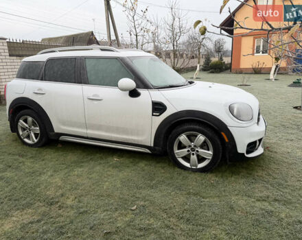 Белый Мини Кантримен, объемом двигателя 1.5 л и пробегом 60 тыс. км за 16500 $, фото 1 на Automoto.ua