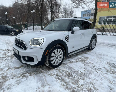 Білий Міні Кантрімен, об'ємом двигуна 2 л та пробігом 88 тис. км за 21700 $, фото 1 на Automoto.ua