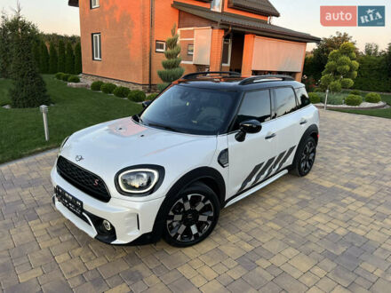 Мини Кантримен 2022 в Белой Церкве на Automoto.ua Белый Мини Кантримен, объемом двигателя 2 л и пробегом 45 тыс. км за 30500 $, фото 1 на Automoto.ua