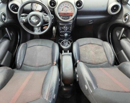 Бежевый Мини Кантримен, объемом двигателя 0 л и пробегом 117 тыс. км за 700 $, фото 7 на Automoto.ua