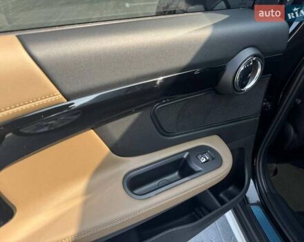 Черный Мини Кантримен, объемом двигателя 2 л и пробегом 116 тыс. км за 22500 $, фото 9 на Automoto.ua