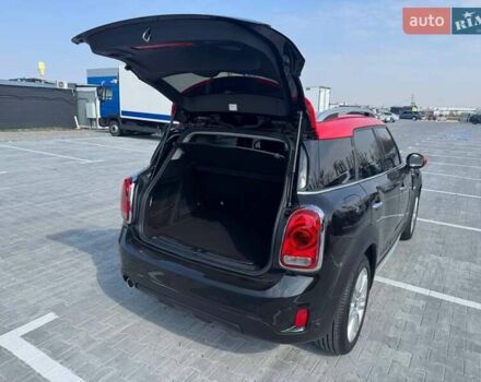 Черный Мини Кантримен, объемом двигателя 2 л и пробегом 116 тыс. км за 22500 $, фото 8 на Automoto.ua