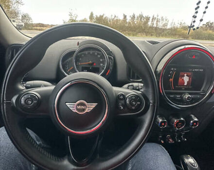 Чорний Міні Кантрімен, об'ємом двигуна 1.5 л та пробігом 85 тис. км за 15700 $, фото 16 на Automoto.ua