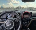 Черный Мини Кантримен, объемом двигателя 2 л и пробегом 117 тыс. км за 17400 $, фото 12 на Automoto.ua