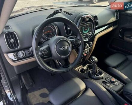 Черный Мини Кантримен, объемом двигателя 2 л и пробегом 116 тыс. км за 22500 $, фото 10 на Automoto.ua