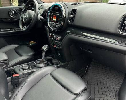 Чорний Міні Кантрімен, об'ємом двигуна 2 л та пробігом 135 тис. км за 17900 $, фото 15 на Automoto.ua