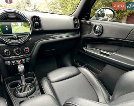 Чорний Міні Кантрімен, об'ємом двигуна 2 л та пробігом 135 тис. км за 17900 $, фото 19 на Automoto.ua