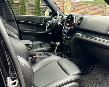 Чорний Міні Кантрімен, об'ємом двигуна 2 л та пробігом 135 тис. км за 17900 $, фото 14 на Automoto.ua