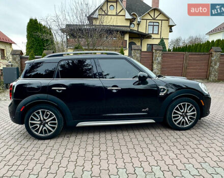 Чорний Міні Кантрімен, об'ємом двигуна 2 л та пробігом 135 тис. км за 17900 $, фото 4 на Automoto.ua