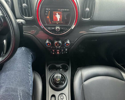 Чорний Міні Кантрімен, об'ємом двигуна 1.5 л та пробігом 85 тис. км за 15700 $, фото 13 на Automoto.ua