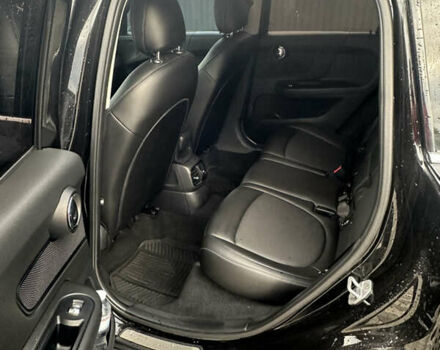 Чорний Міні Кантрімен, об'ємом двигуна 1.5 л та пробігом 85 тис. км за 15700 $, фото 8 на Automoto.ua