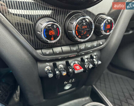 Чорний Міні Кантрімен, об'ємом двигуна 2 л та пробігом 135 тис. км за 17900 $, фото 26 на Automoto.ua