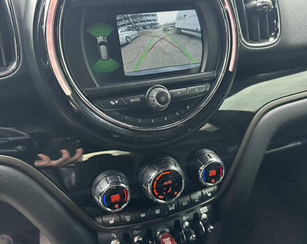 Чорний Міні Кантрімен, об'ємом двигуна 2 л та пробігом 153 тис. км за 22500 $, фото 13 на Automoto.ua