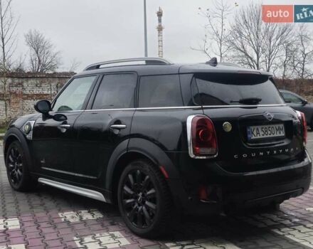 Черный Мини Кантримен, объемом двигателя 1.5 л и пробегом 103 тыс. км за 23300 $, фото 9 на Automoto.ua