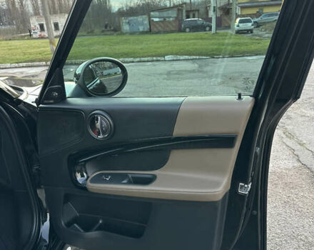 Черный Мини Кантримен, объемом двигателя 2 л и пробегом 128 тыс. км за 18500 $, фото 17 на Automoto.ua