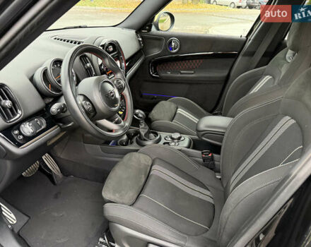 Черный Мини Кантримен, объемом двигателя 1.5 л и пробегом 108 тыс. км за 20700 $, фото 44 на Automoto.ua