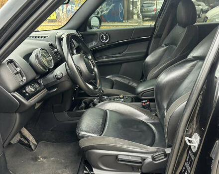 Чорний Міні Кантрімен, об'ємом двигуна 2 л та пробігом 153 тис. км за 22500 $, фото 8 на Automoto.ua