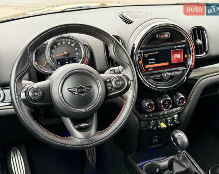 Черный Мини Кантримен, объемом двигателя 1.5 л и пробегом 108 тыс. км за 20700 $, фото 56 на Automoto.ua