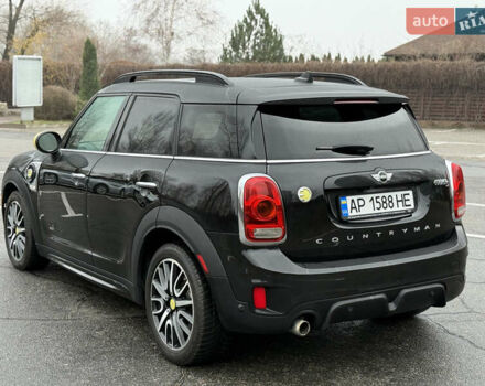 Черный Мини Кантримен, объемом двигателя 1.5 л и пробегом 108 тыс. км за 20700 $, фото 26 на Automoto.ua