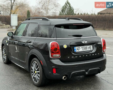 Черный Мини Кантримен, объемом двигателя 1.5 л и пробегом 108 тыс. км за 20700 $, фото 10 на Automoto.ua