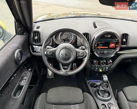 Черный Мини Кантримен, объемом двигателя 1.5 л и пробегом 108 тыс. км за 20700 $, фото 58 на Automoto.ua