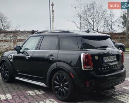 Черный Мини Кантримен, объемом двигателя 1.5 л и пробегом 103 тыс. км за 23300 $, фото 2 на Automoto.ua