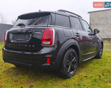 Черный Мини Кантримен, объемом двигателя 1.5 л и пробегом 97 тыс. км за 17300 $, фото 5 на Automoto.ua