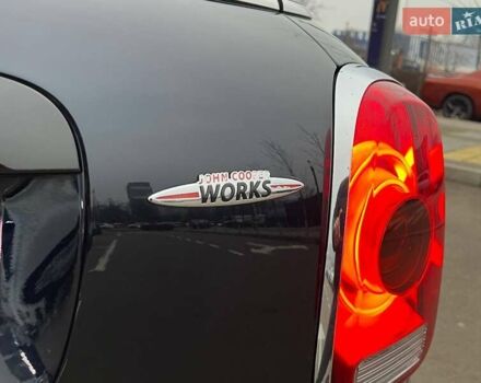 Черный Мини Кантримен, объемом двигателя 2 л и пробегом 80 тыс. км за 30990 $, фото 42 на Automoto.ua