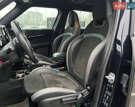 Черный Мини Кантримен, объемом двигателя 2 л и пробегом 80 тыс. км за 30990 $, фото 10 на Automoto.ua