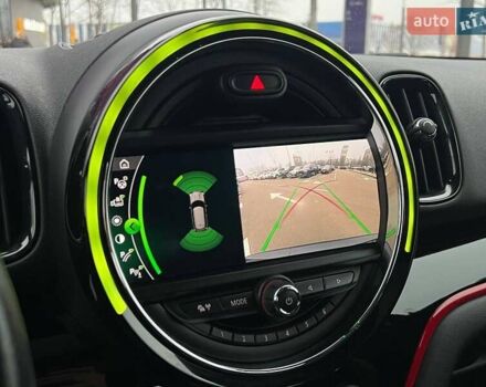 Черный Мини Кантримен, объемом двигателя 2 л и пробегом 80 тыс. км за 30990 $, фото 32 на Automoto.ua