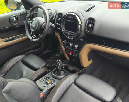 Черный Мини Кантримен, объемом двигателя 1.5 л и пробегом 97 тыс. км за 17300 $, фото 10 на Automoto.ua