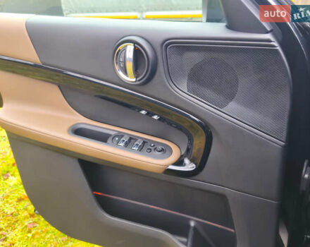 Черный Мини Кантримен, объемом двигателя 1.5 л и пробегом 97 тыс. км за 17300 $, фото 12 на Automoto.ua