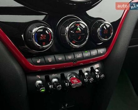 Черный Мини Кантримен, объемом двигателя 2 л и пробегом 80 тыс. км за 30990 $, фото 35 на Automoto.ua