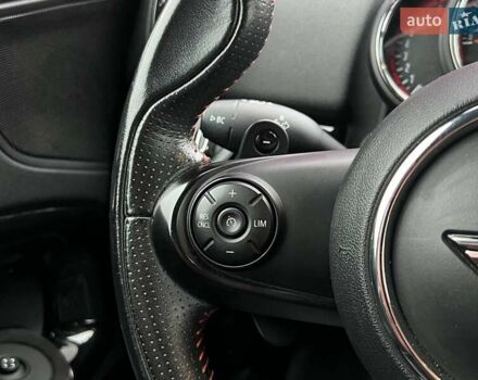 Черный Мини Кантримен, объемом двигателя 2 л и пробегом 80 тыс. км за 30990 $, фото 23 на Automoto.ua