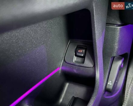 Черный Мини Кантримен, объемом двигателя 2 л и пробегом 80 тыс. км за 30990 $, фото 20 на Automoto.ua