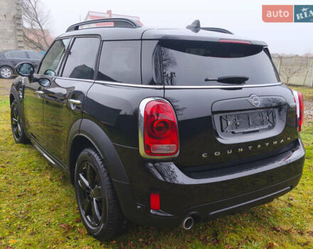 Черный Мини Кантримен, объемом двигателя 1.5 л и пробегом 97 тыс. км за 17300 $, фото 8 на Automoto.ua