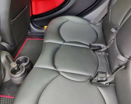 Черный Мини Кантримен, объемом двигателя 1.6 л и пробегом 107 тыс. км за 16000 $, фото 1 на Automoto.ua